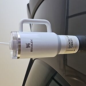 STANLEY PEARLESCENT 40 OZ TUMBLER - TARGET EXCLUSIVE - NEW!!!